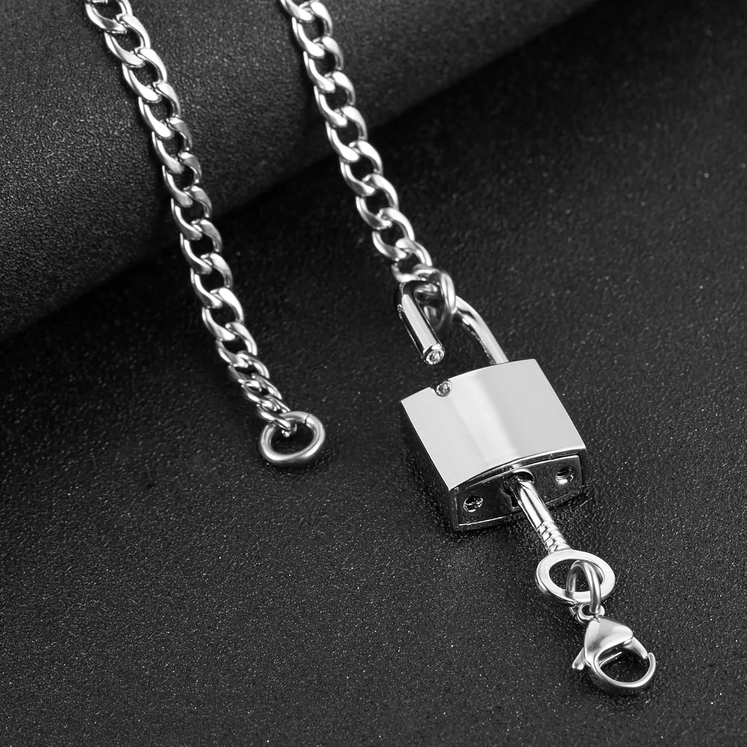 HZMAN Lover Heart Padlock Necklace Padlock Collar Choker for Men Women with Lock and Key 24 Inch