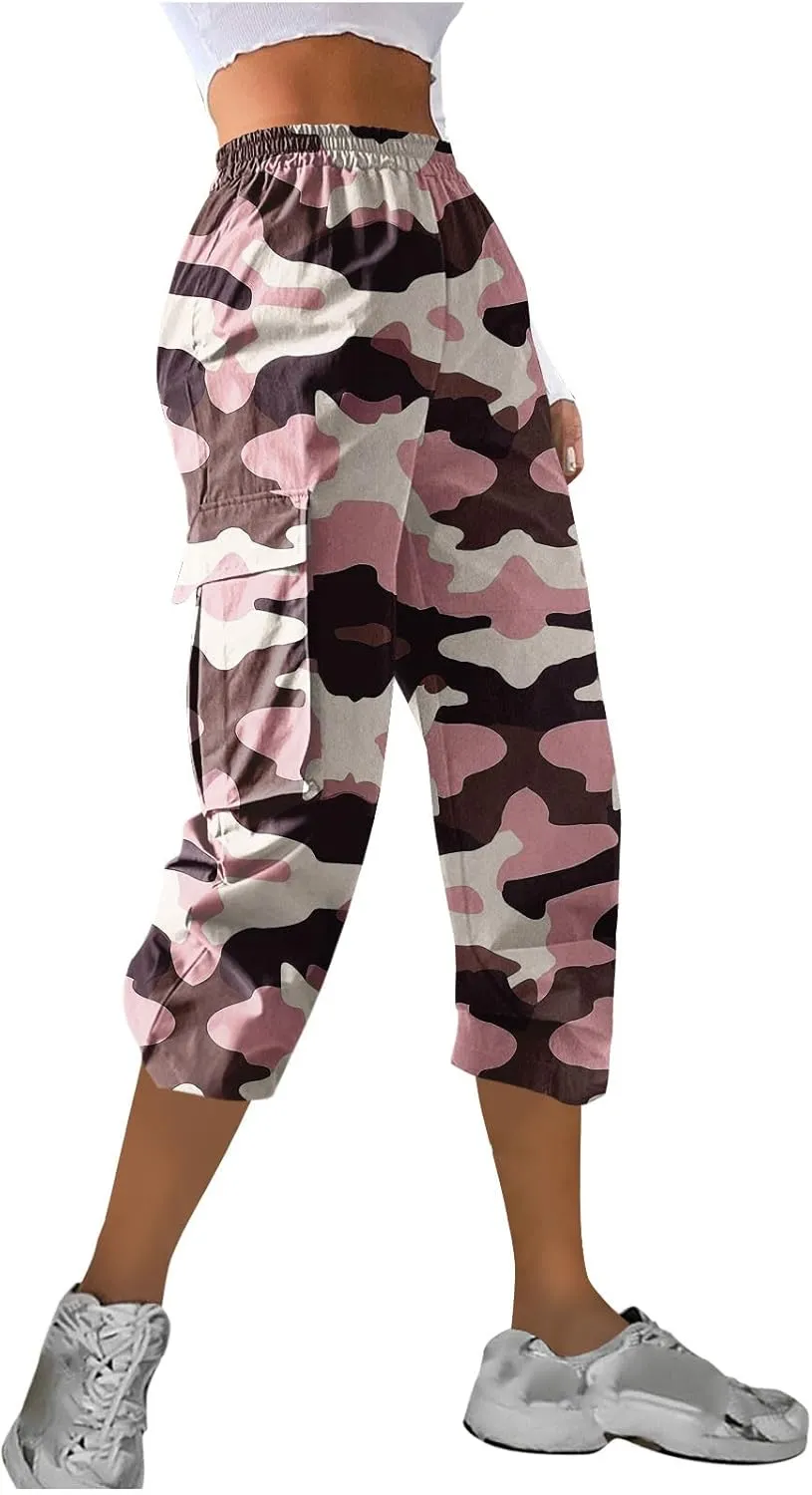 Womens Plus Size Cargo Capris Fashion Camouflage Elastic Waist Straight Leg Loose Sporting Capri Pants with Pockets