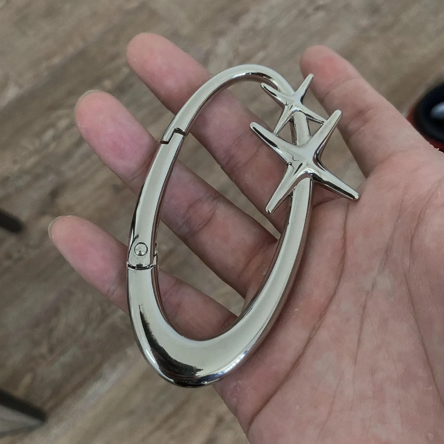 Y2K Cute Star Carabiner Keychain Cool Belt Loop Clip Starlight Heavy Duty Carabiner Clasp Snap Hook Holder Key Buckle